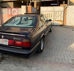 بی ئێم دەبڵیو سیریەس 5